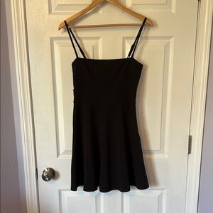 NWT—Lulu’s Bow Back little black dress